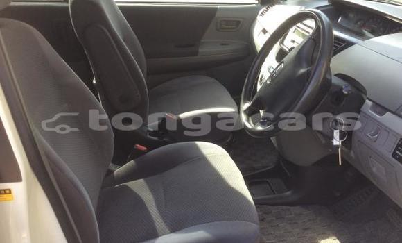 Buy Used Toyota Voxy White Car in Fua'amotu in Tongatapu Buy Used Toyota Voxy White Car in Fua'amotu in Tongatapu
