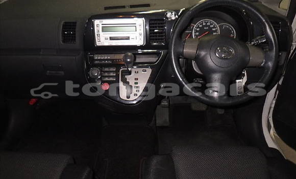 Buy Used Toyota Wish White Car in Haveloloto in Tongatapu Buy Used Toyota Wish White Car in Haveloloto in Tongatapu