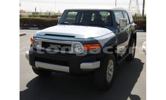 Acheter Import Voiture Toyota FJ Cruiser Bleu à Import - Dubai, Eua Acheter Import Voiture Toyota FJ Cruiser Bleu à Import - Dubai, Eua
