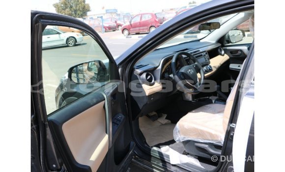 Acheter Import Voiture Toyota RAV4 Autre à Import - Dubai, Eua Acheter Import Voiture Toyota RAV4 Autre à Import - Dubai, Eua